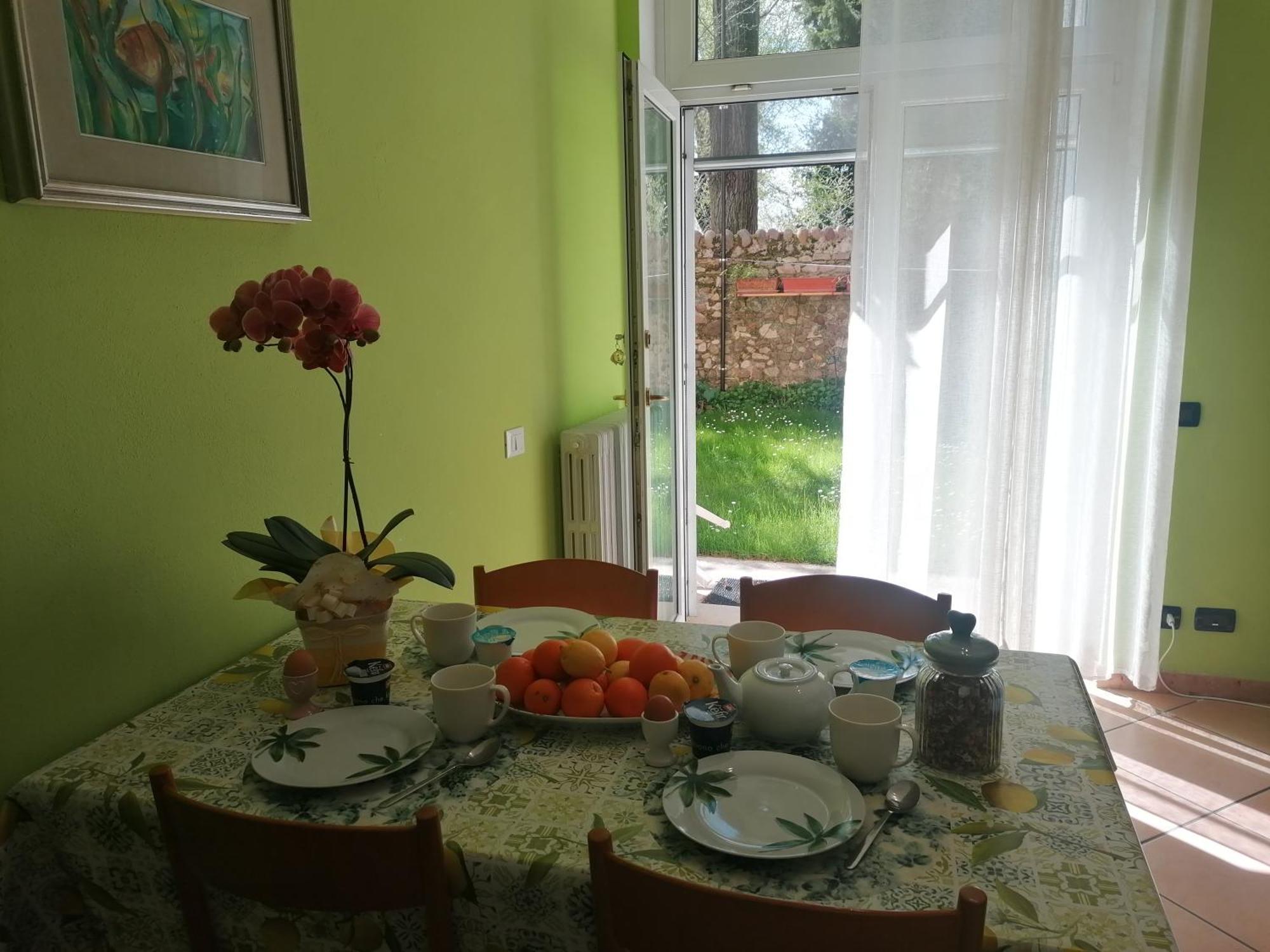 Appartement La Casa Di Marzia à Bardolino Extérieur photo