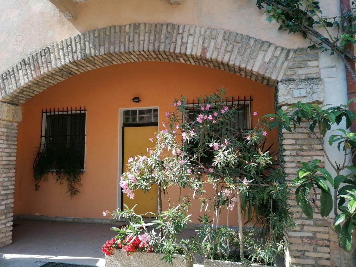 Appartement La Casa Di Marzia à Bardolino Extérieur photo